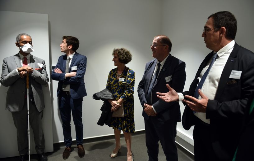 Eric Chenut, president of the Mutualité Française, on the left, discovers the Cadurcien center